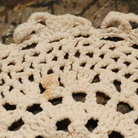 5/5.00 White Crochet Doily - Picture 5 of 6